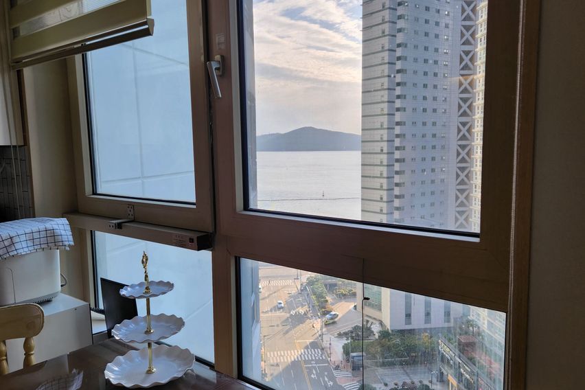 마린시티양면창☆씨뷰큰룸