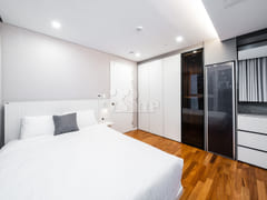 Luxury Newly Built Apartment in Seocho G 6th image