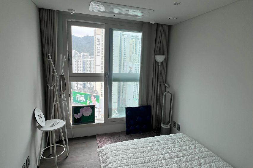 부산 서면 공원 지하철