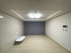 방 0번째 이미지