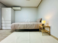 Fully furnished studio apartment near the cen 1th image