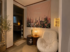Spacious Rooftop Two-Room Unit / Free Parking 6th image