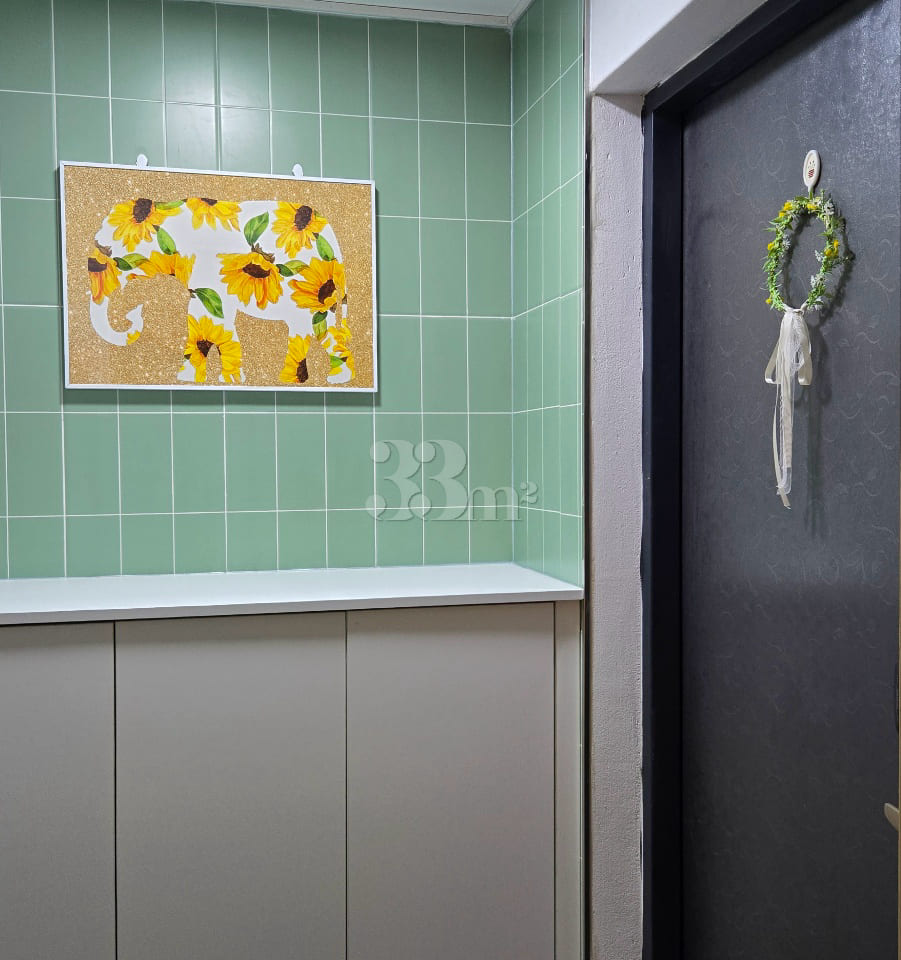 A studio apartment you'll want to stay in 13th image