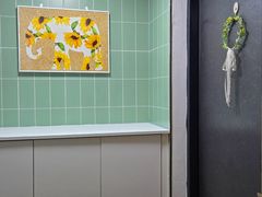 A studio apartment you'll want to stay in 13th image