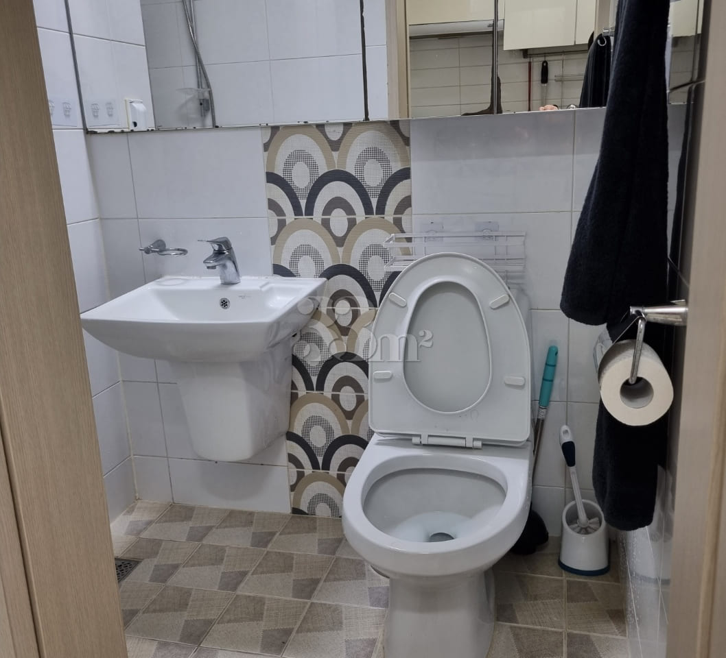 A house perfect for one person to live in. 2th image