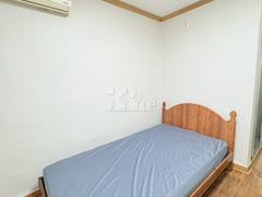 Fully furnished 3-room unit near Juan Station 1th image
