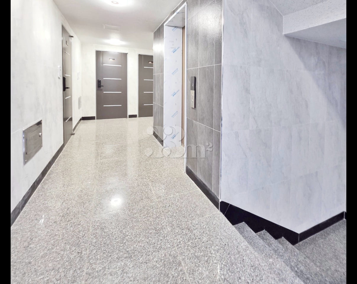 Yeosu Newly Built 3-Room Unit 302 8th image