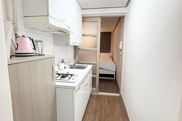 Studio apartment 5 minutes from Janggi Statio 3th image