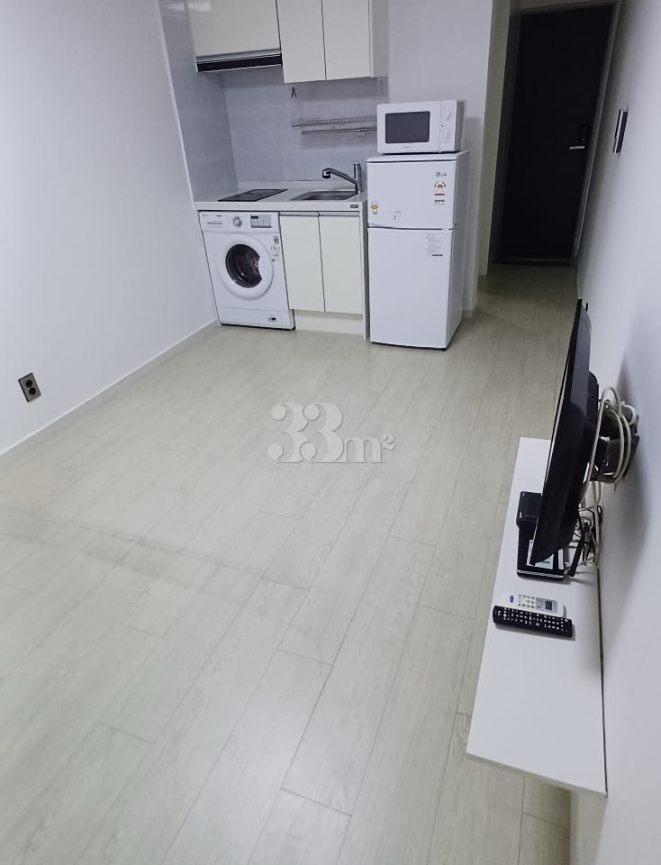 Quiet studio apartment✨ 0th image