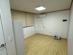 Fully furnished studio apartment in a double- 1th image