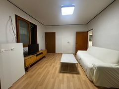 🍀Deokha House🍀 0th image