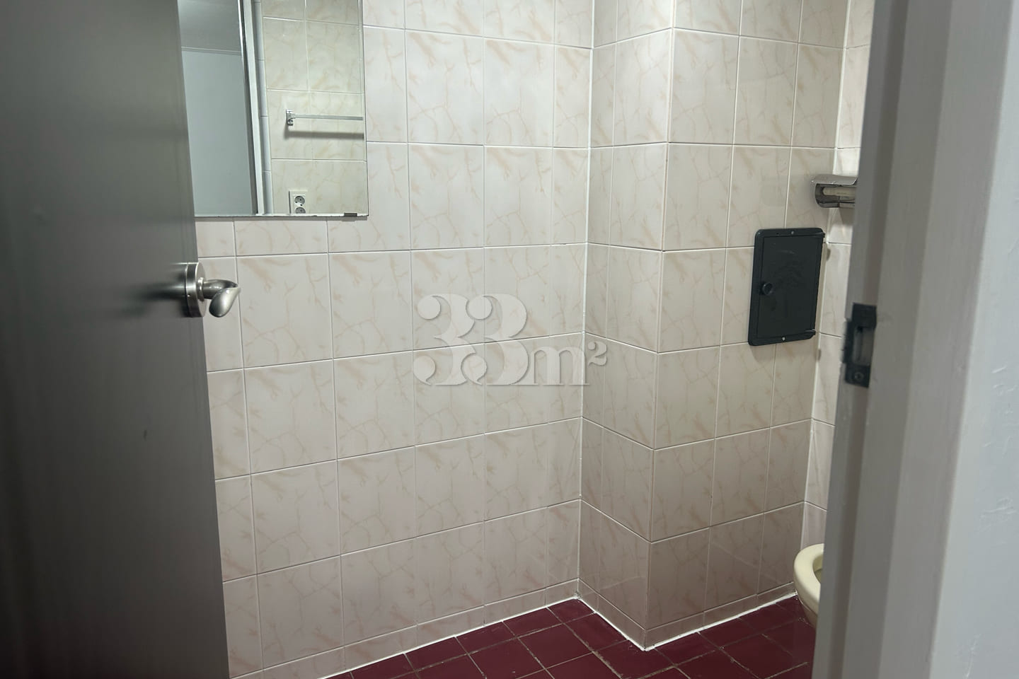 Studio apartment in front of the park 3th image