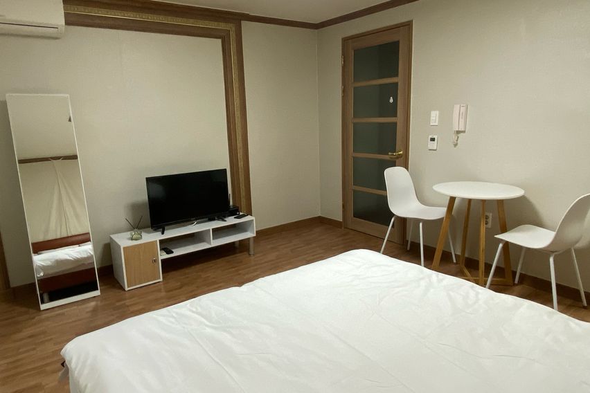 Cozy room 8번째 이미지
