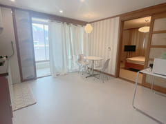Spacious 2-room unit that feels just like hom 1th image
