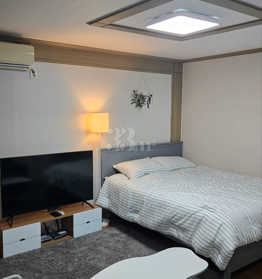 A Studio You'll Want to Stay In: Studio 2 3th image