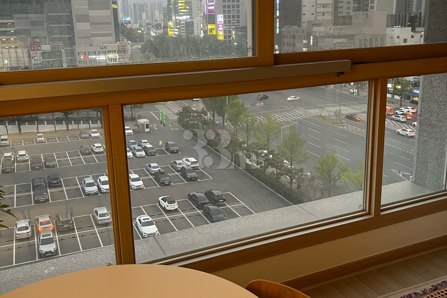 Fully furnished two-bedroom apartment near Da 3th image