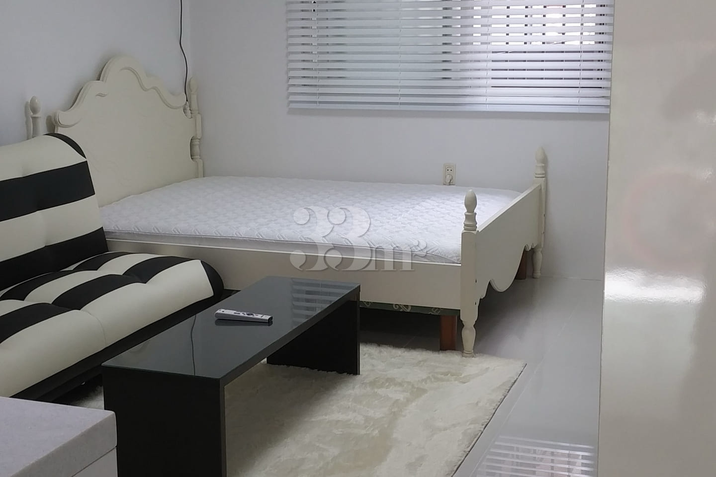 Fully furnished open-plan studio apartment 0th image