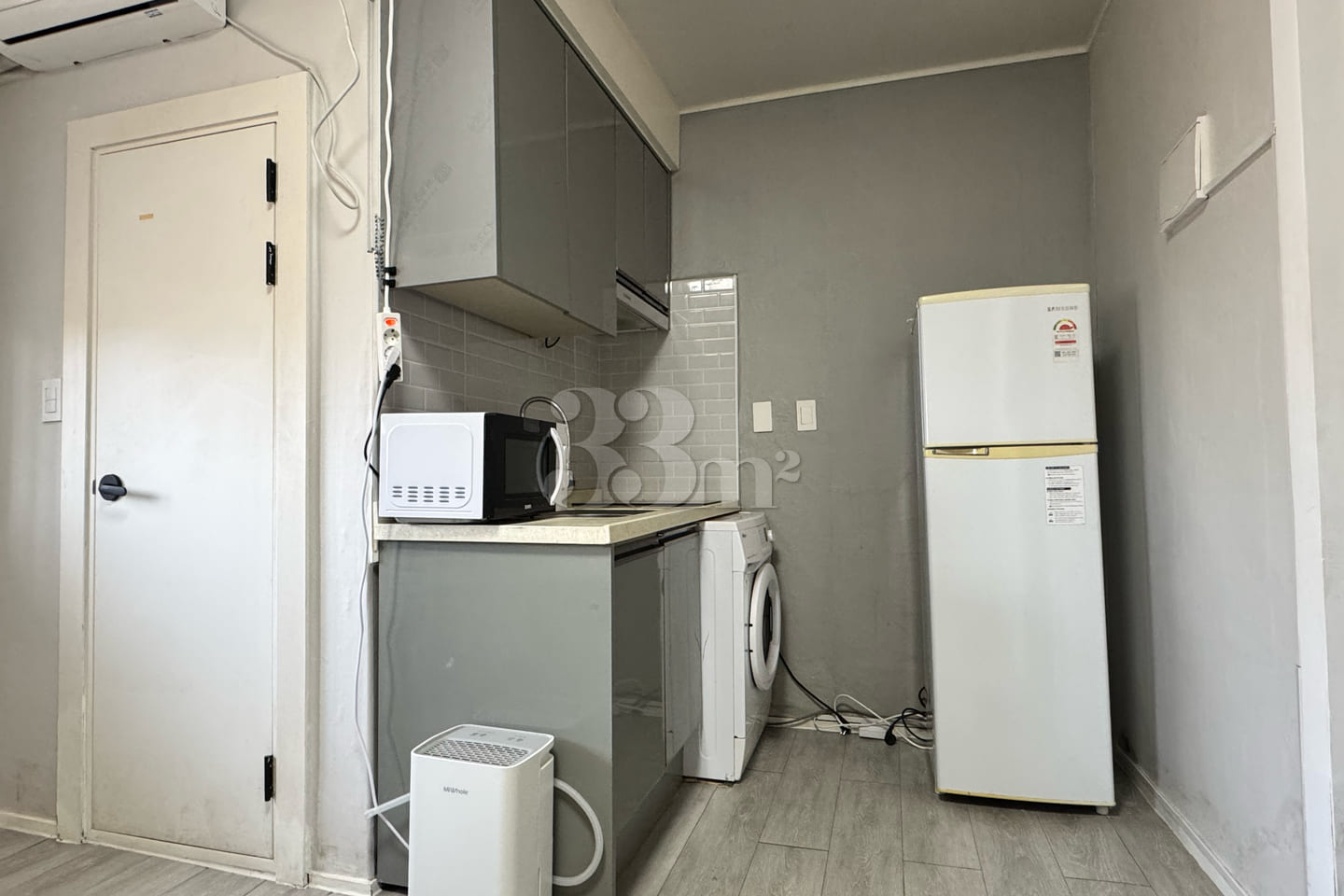 Jeong House, Unit 106 10th image