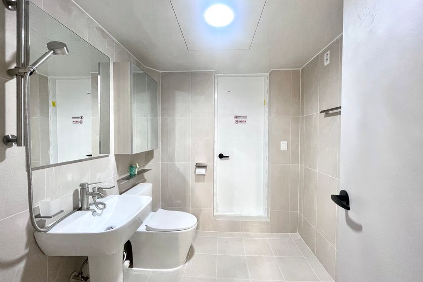 신촌역 리모델링 405