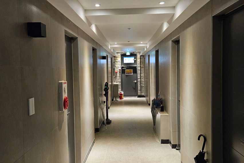 프리미엄 고고스테이 B