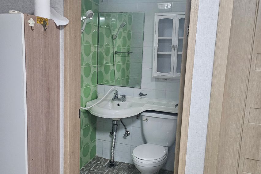 로얄하우스 205호