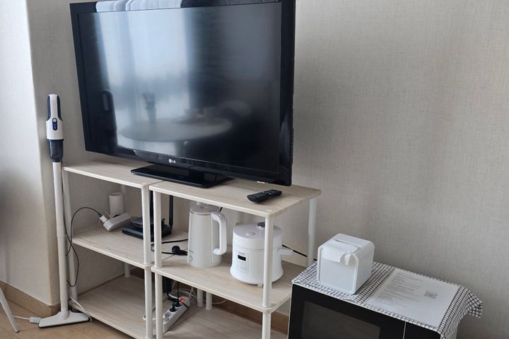 Fully furnished apartment, 3 minutes from Che 13th image