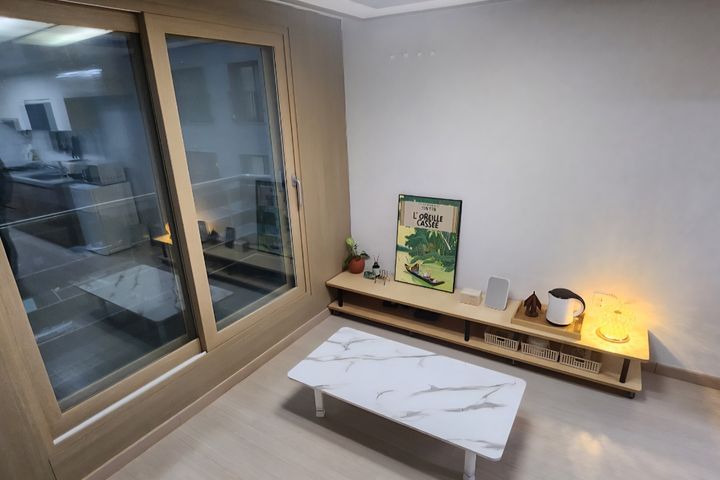 Cozy space, 3 minutes from Gildong Station 3th image