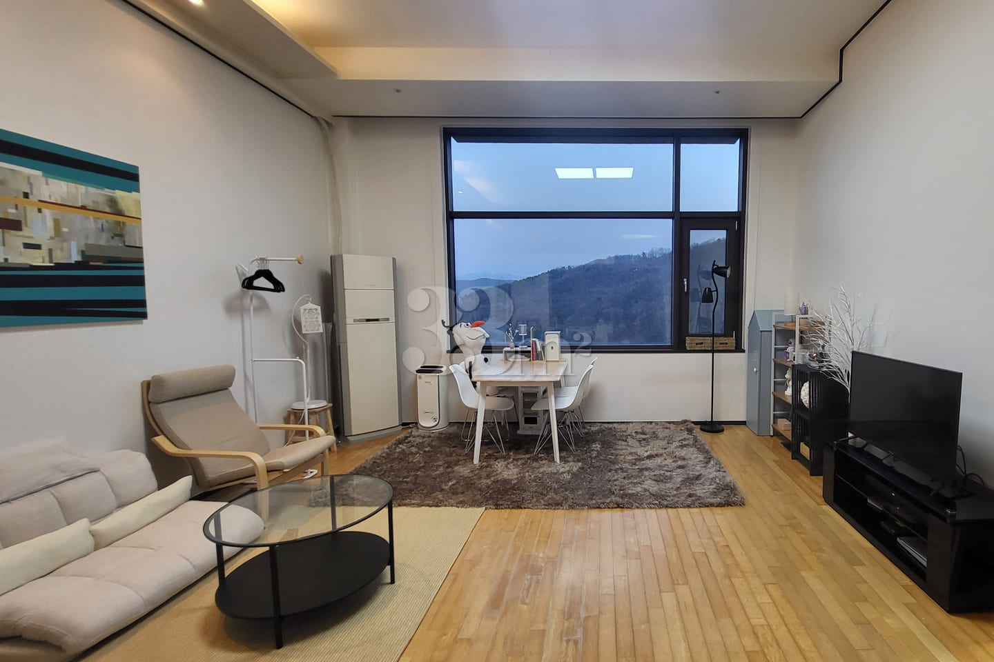 Stylish Loft-Style Home near Seohyeon Station 15th image