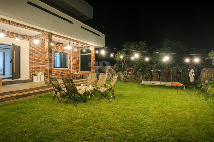 Rural accommodation with a lawn 2th image