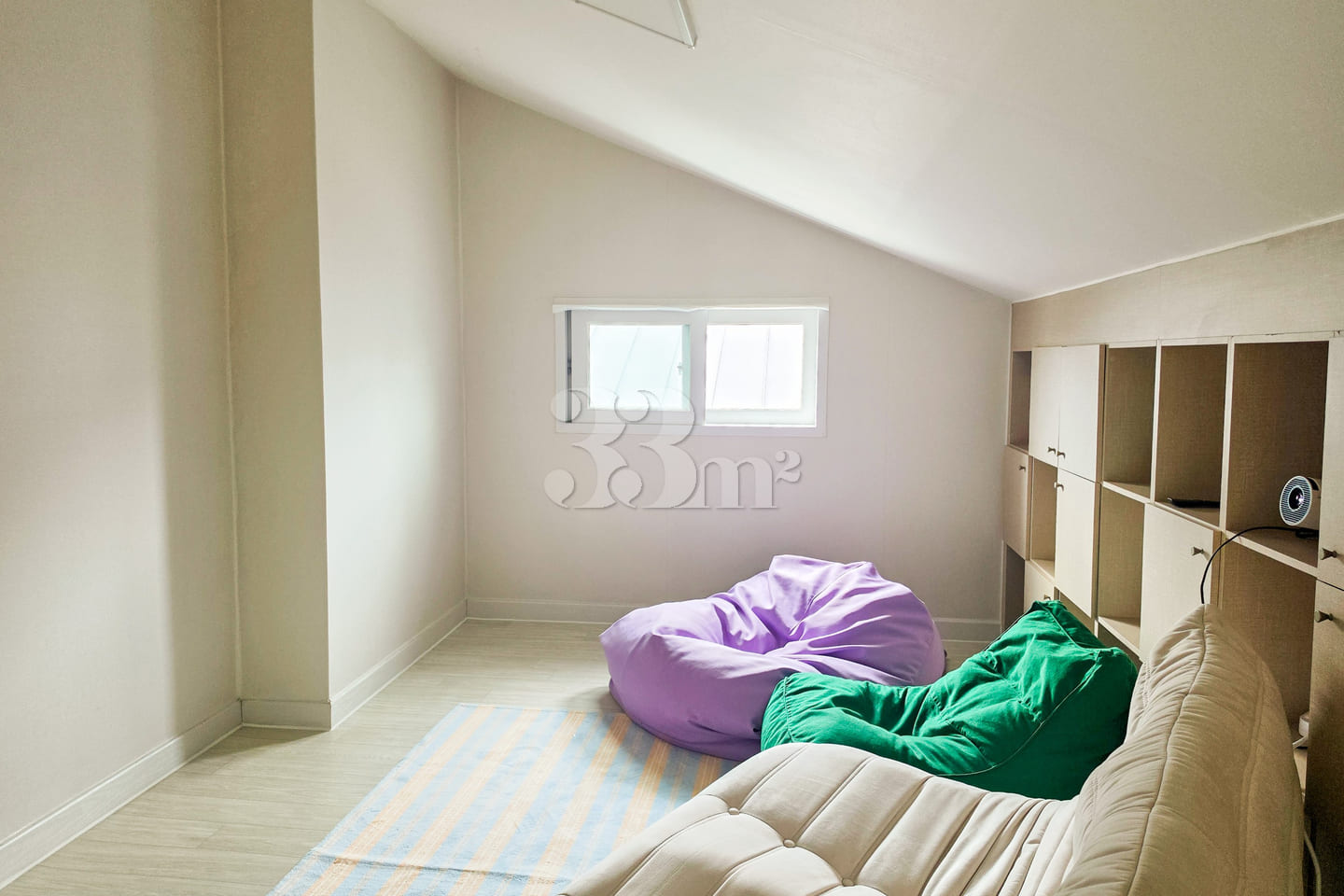 3-Room Unit in Sinlicheon Cafe Street 3th image