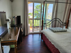 Separate-layout studio apartment on Aewol Coa 3th image
