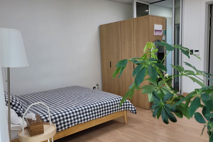 🏠 5 minutes from Indeokwon and Pyeongchon St 2th image