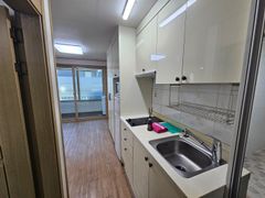 Two-Room Unit 407 5th image