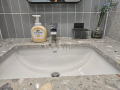 New, fully-furnished harbor house 19th image