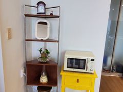 A cozy home with a retro vibe. 9th image