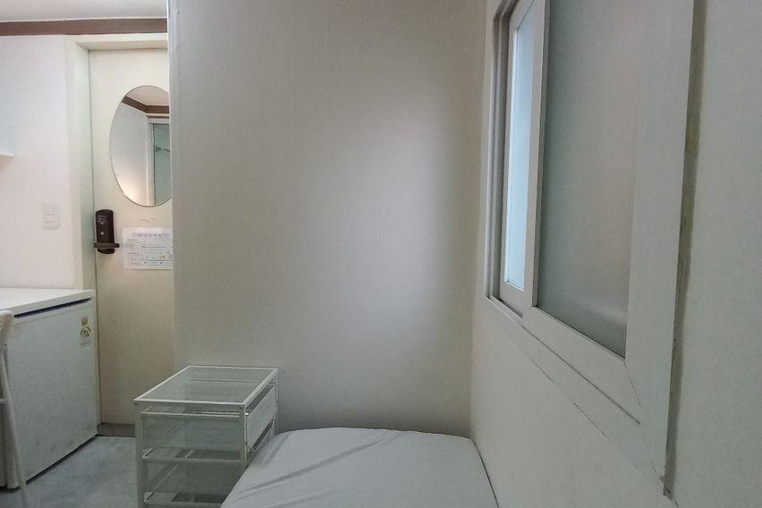 성신여대 창문있는 숙소