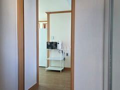 Two-room unit with a large veranda in Yongwon 1th image
