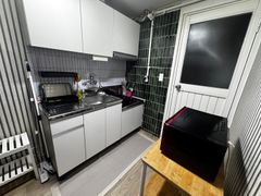 Pleasant 1.5-room apartment near Seonjeongneu 2th image