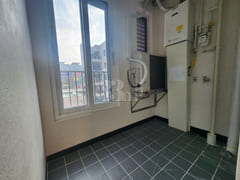 Apartment-style layout: 2 bathrooms 10th image