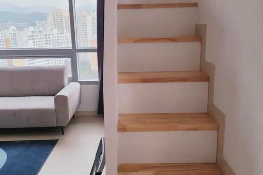 평촌역 넓고 높은 복층