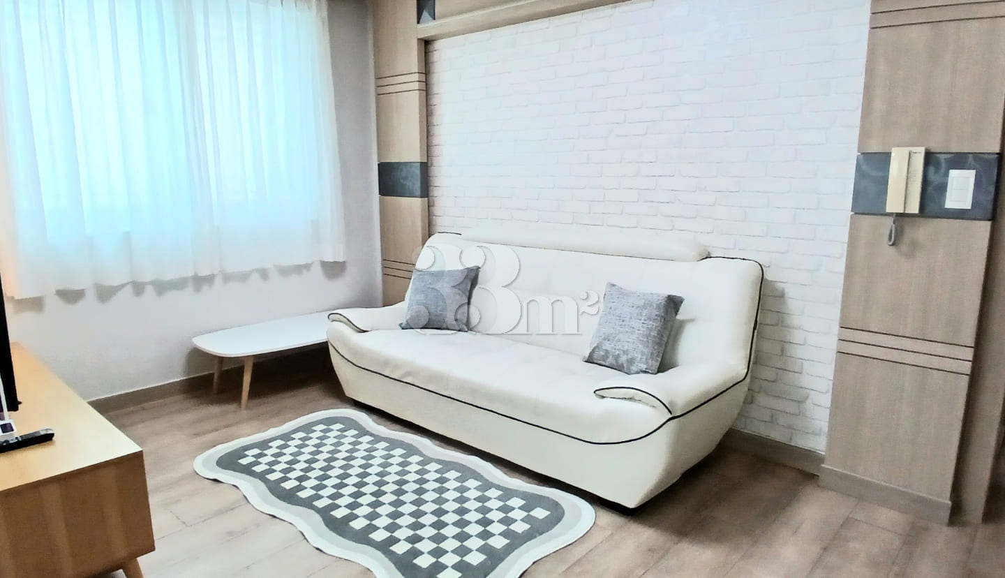 Susong-dong three-room apartment with good va 4th image