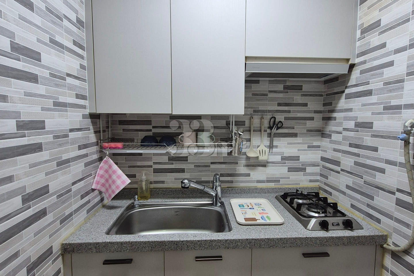 A clean house in Songcheon-dong. 10th image