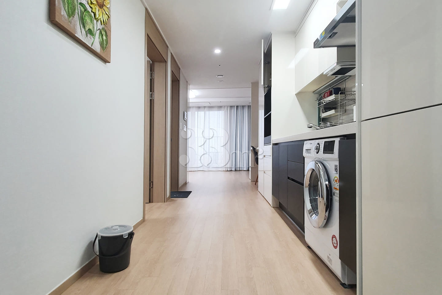 Yeongjin Fully Furnished Ocean-View Apartment 8th image