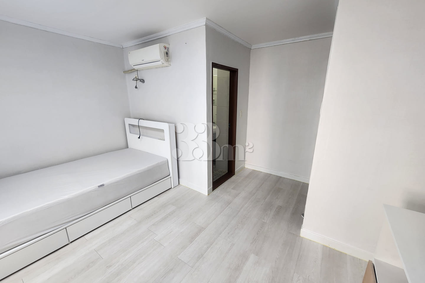 Spacious studio apartment near Busan City Hal 2th image