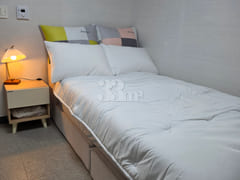 Cozy Room 203, 2nd Floor 4th image