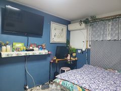 Blue Two-room apartment, available for 4-5 pe 1th image