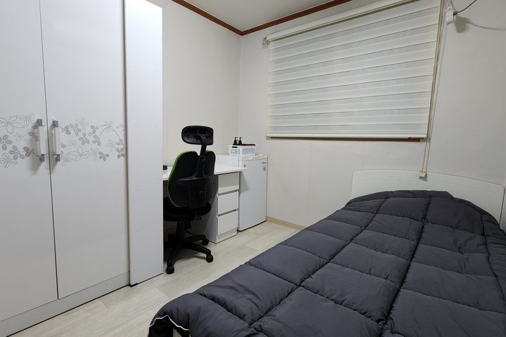 Room 305 5번째 이미지