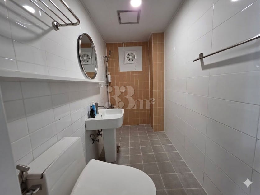 Gam House: 2-Bedroom Unit near Gangnam Hak-do 4th image