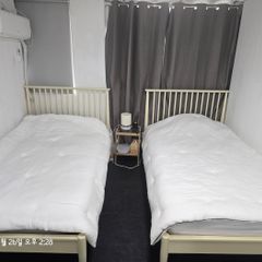싱글침대 2개있는방 방 이미지