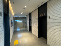 9-pyeong unit with floor-to-ceiling windows, 11th image